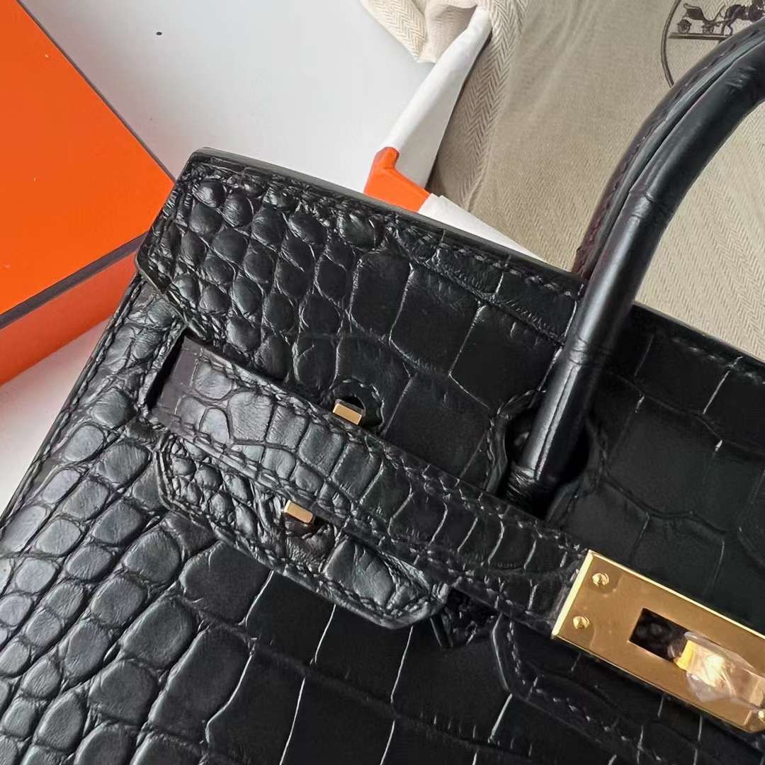 Hermès（爱马仕）Birkin 铂金包 雾面美洲鳄鱼皮 Matte Alligator Crocodile Ck89 黑色 金扣 20cm 全手工蜡线缝制 Ghw