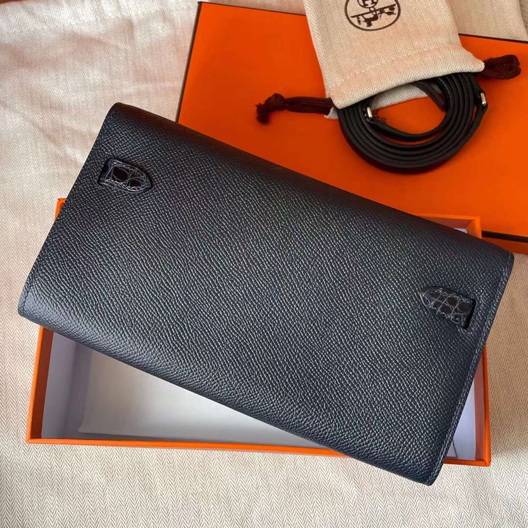 Hermès（爱马仕）Kelly to go woc epsom 拼 亮面美洲鳄鱼皮 ck89 黑色 金扣 20cm