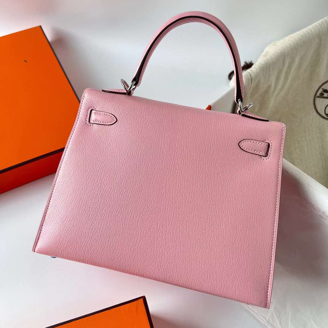 Hermès（爱马仕）Kelly 凯莉包 Chevre 进口山羊皮 3Q 新粉色 内拼 I2 奶油白 银扣 25cm 全手工蜡线缝制 Phw