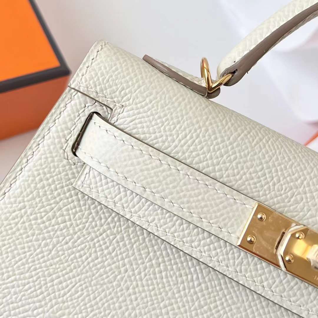 Hermès（爱马仕）Mini Kelly 迷你凯莉 Epsom Ck10 奶昔白 金扣 19cm 全手工蜡线缝制 Ghw
