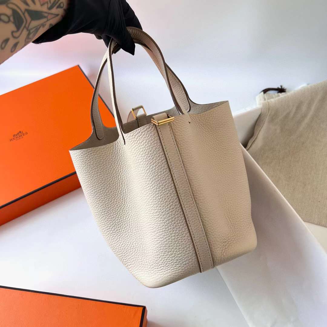Hermès（爱马仕）Picotin 菜篮子 Clemence（御用原厂进口tc皮）Ck10 奶昔白 金扣 18cm 全手工蜡线缝制 Ghw