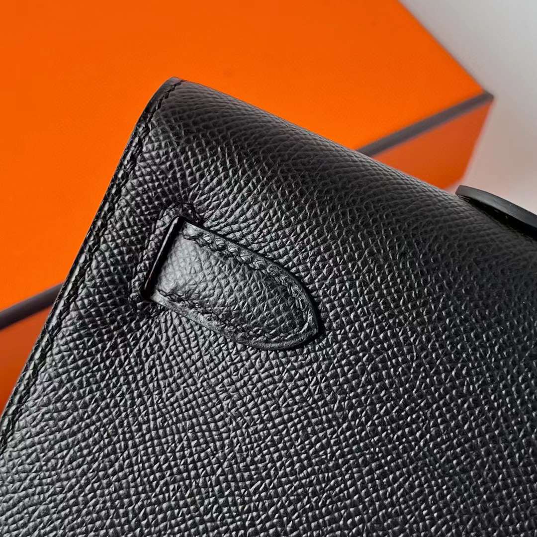 Hermès（爱马仕）Kelly cut 手拿包 Epsom Ck89 黑色 金扣 31cm 全手工蜡线缝制 Ghw