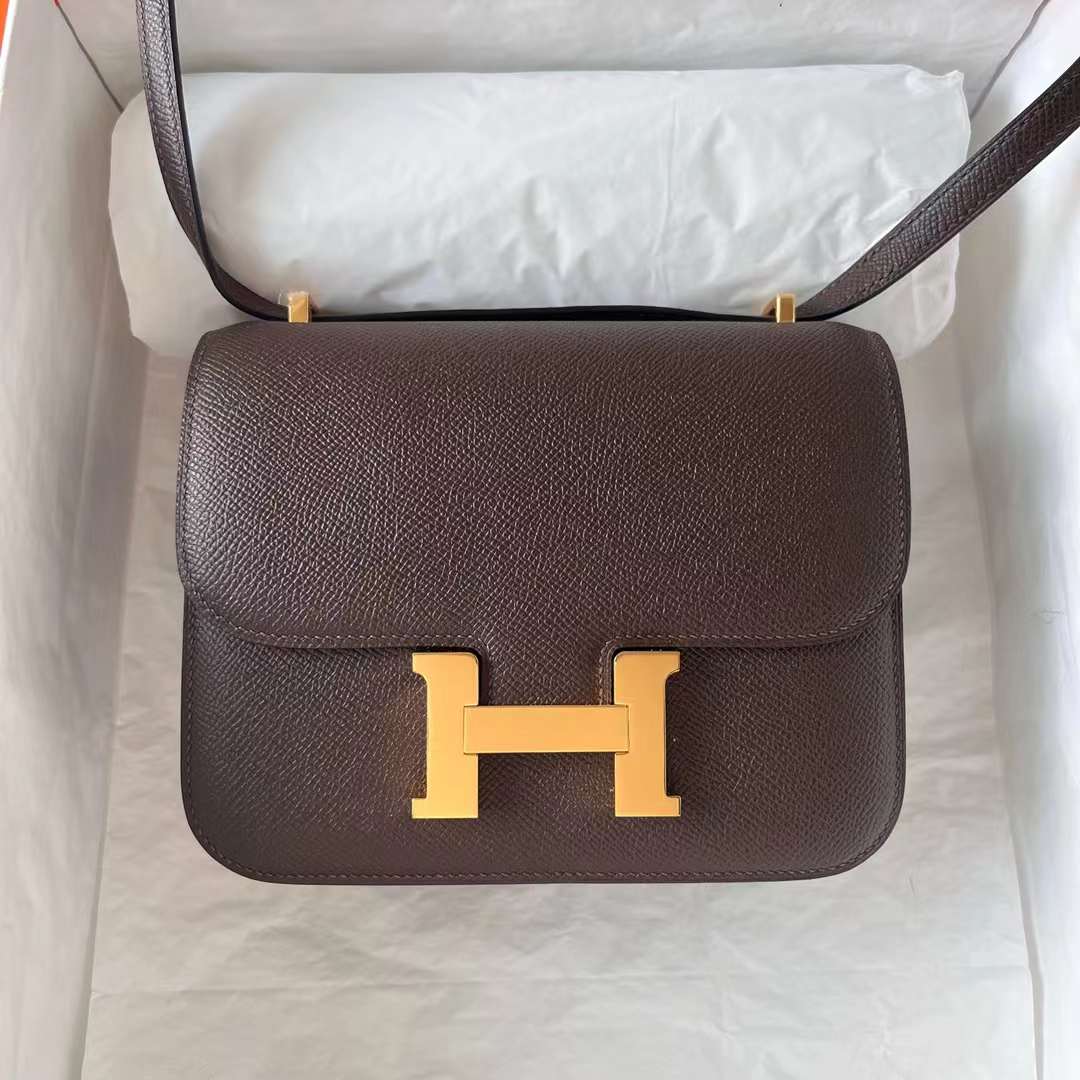 Hermès（爱马仕）Constance 空姐包 Epsom Ck47 巧克力 金扣 19cm 全手工蜡线缝制 Ghw