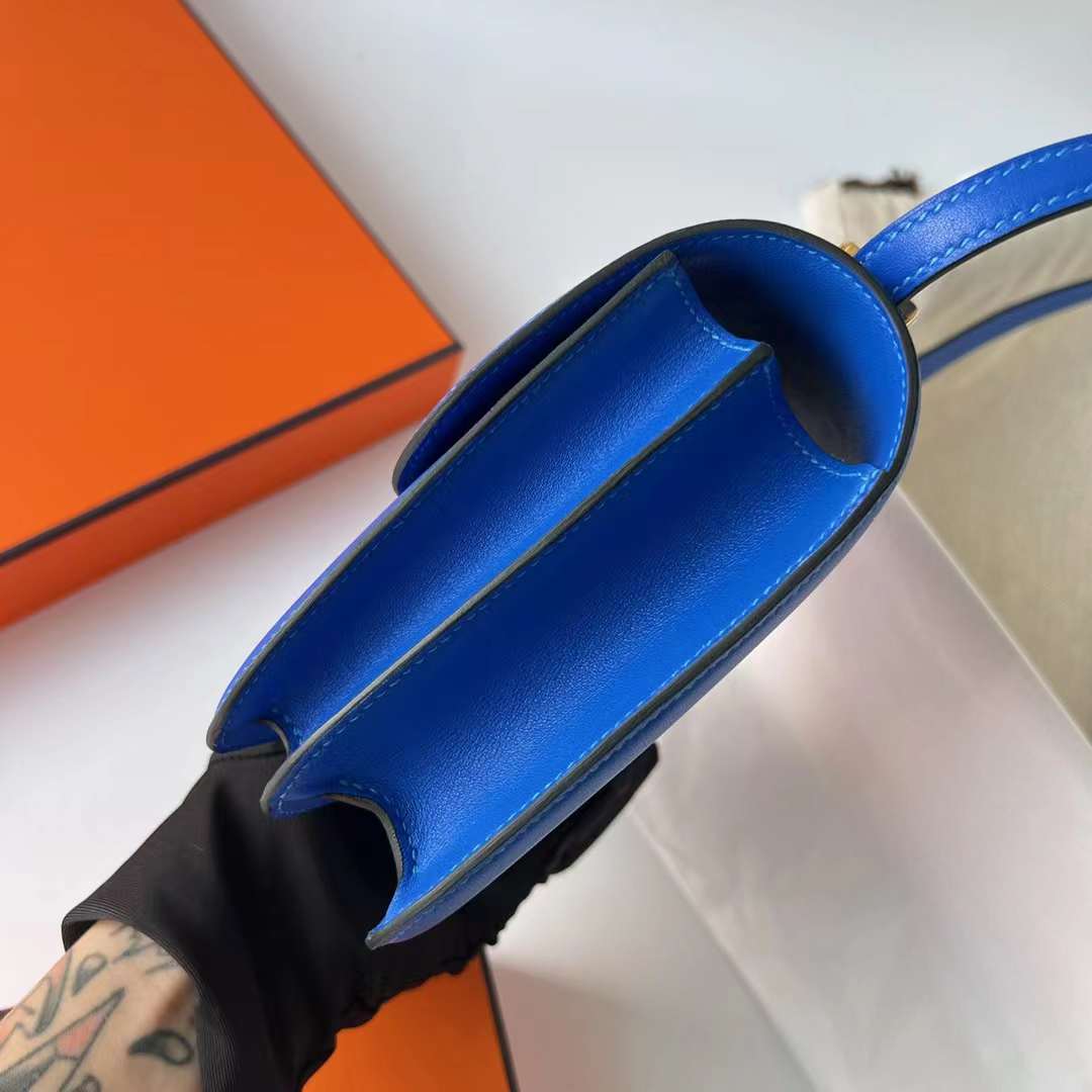 Hermès（爱马仕）Constance 空姐包 Swift Ck71 法国蓝 金扣 19cm 全手工蜡线缝制 Ghw
