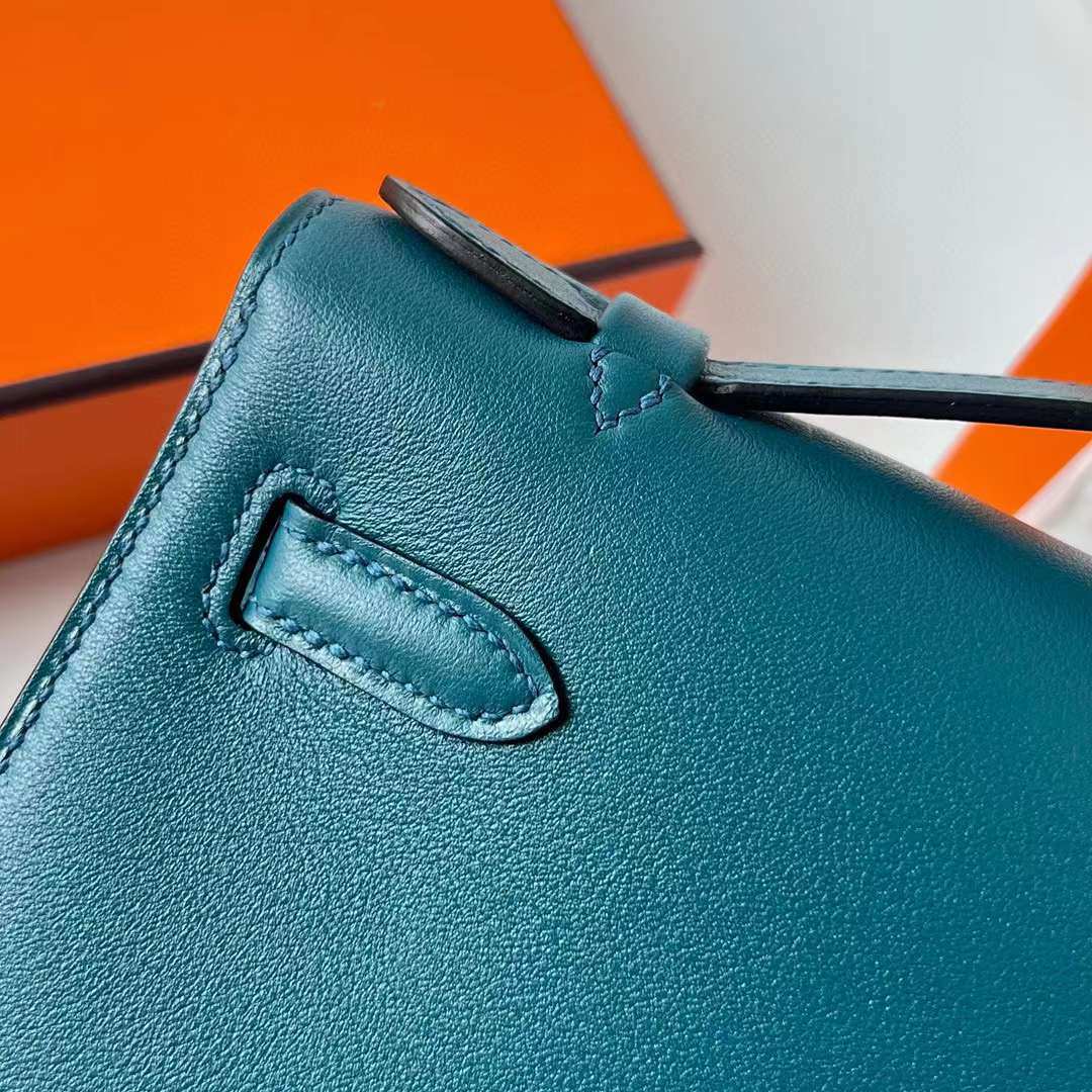 Hermès（爱马仕）Mini Kelly Pochette Swift W0 博斯普鲁斯绿 金扣 22cm 全手工蜡线缝制 Ghw