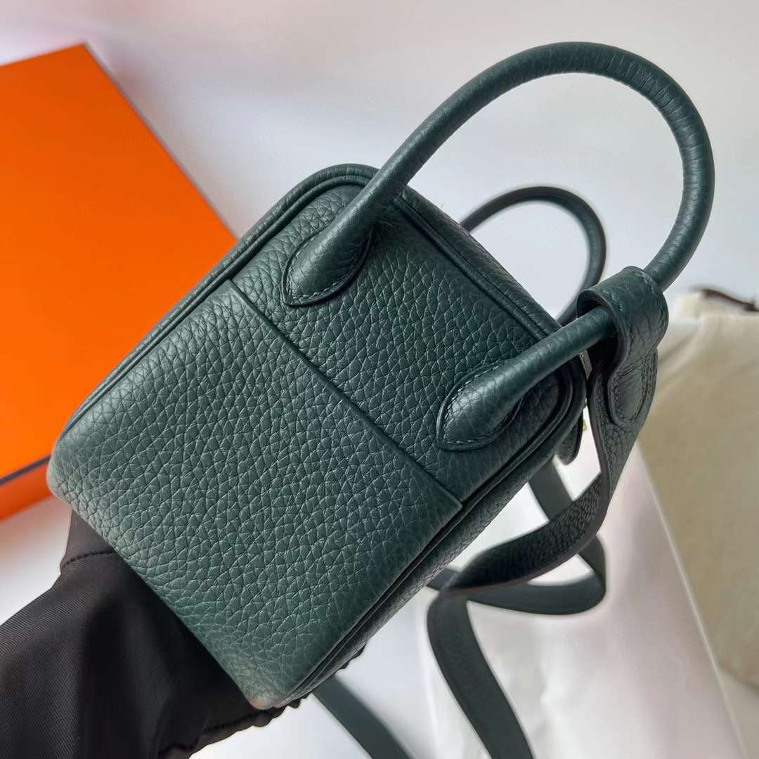 Hermès（爱马仕）Mini Lindy 迷你琳迪包 Clemence 6O 松柏绿 金扣 19cm 全手工蜡线缝制 Ghw