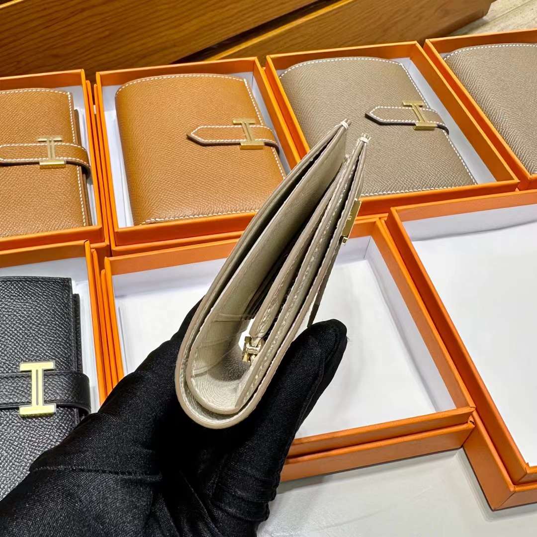 Hermès（爱马仕）Bearn Short 短款钱包 Epsom 进口手掌纹皮 Ck10 奶昔白 金扣 全手工蜡线缝制