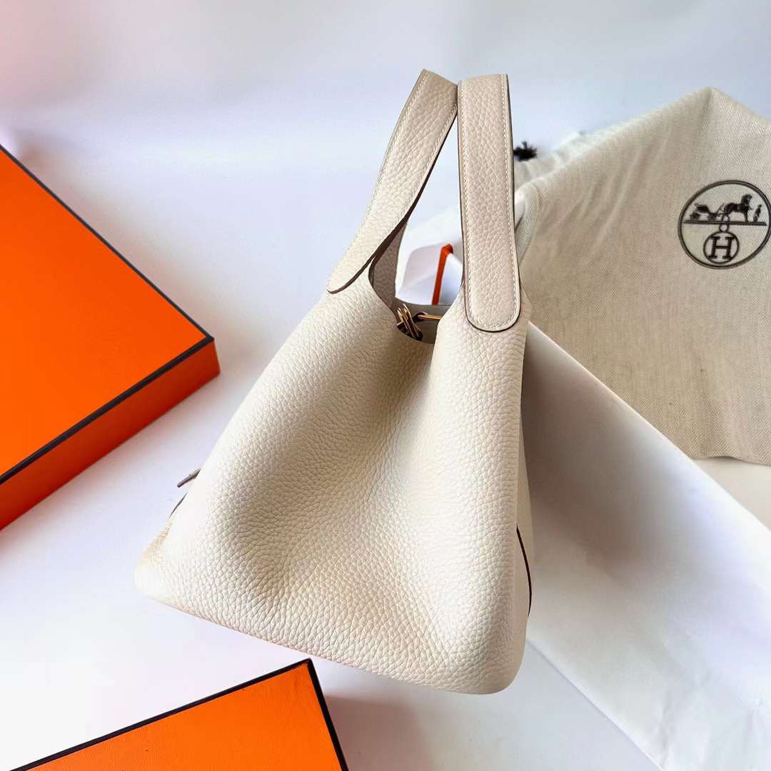 Hermès（爱马仕）Picotin 菜篮子 Clemence（御用原厂进口tc皮）Ck10 奶昔白 金扣 18cm 全手工蜡线缝制 Ghw