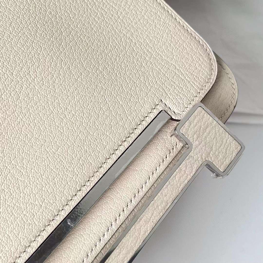 Hermès（爱马仕）Geta 木屐包 Chevre 进口山羊皮 I2 奶油白 银扣 20cm 全手工蜡线缝制 Phw