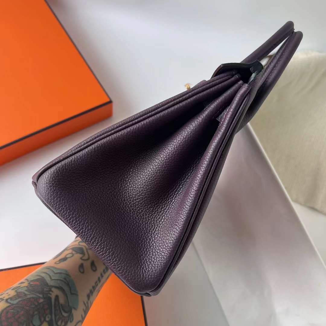 Hermès（爱马仕）Birkin 铂金包 Togo皮 进口德国小牛皮 59 葡萄紫 金扣 25cm 全手工蜡线缝制 Ghw