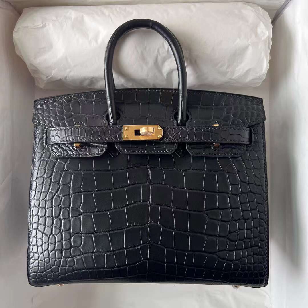Hermès（爱马仕）Birkin 铂金包 雾面美洲鳄鱼皮 Matte Alligator Crocodile Ck89 黑色 金扣 20cm 全手工蜡线缝制 Ghw