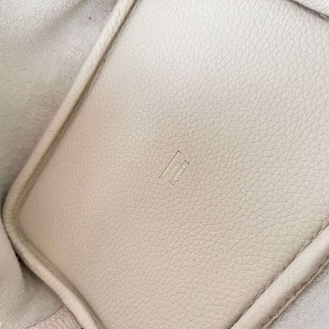Hermès（爱马仕）Picotin 菜篮子 Clemence（御用原厂进口tc皮）Ck10 奶昔白 金扣 18cm 全手工蜡线缝制 Ghw