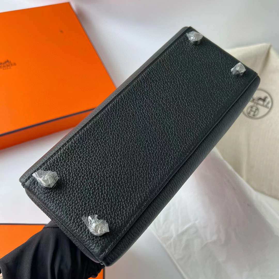 Hermès（爱马仕）Kelly 凯莉包 Togo皮 进口德国小牛皮 Ck89 黑色 银扣 25cm 全手工蜡线缝制 Phw