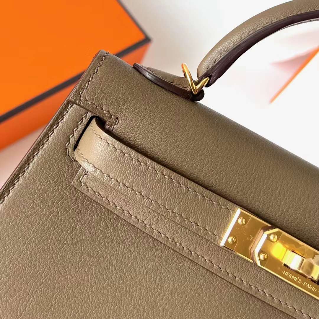 Hermès（爱马仕）Mini Kelly 迷你凯莉 Swift Ck18 大象灰 金扣 19cm 全手工蜡线缝制 Ghw