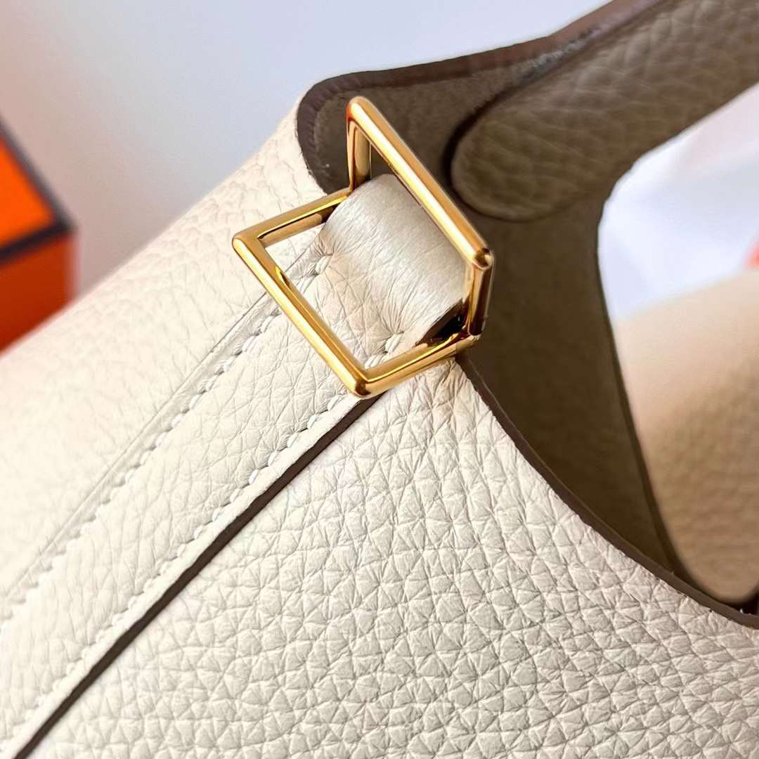 Hermès（爱马仕）Picotin 菜篮子 Clemence（御用原厂进口tc皮）Ck10 奶昔白 金扣 18cm 全手工蜡线缝制 Ghw
