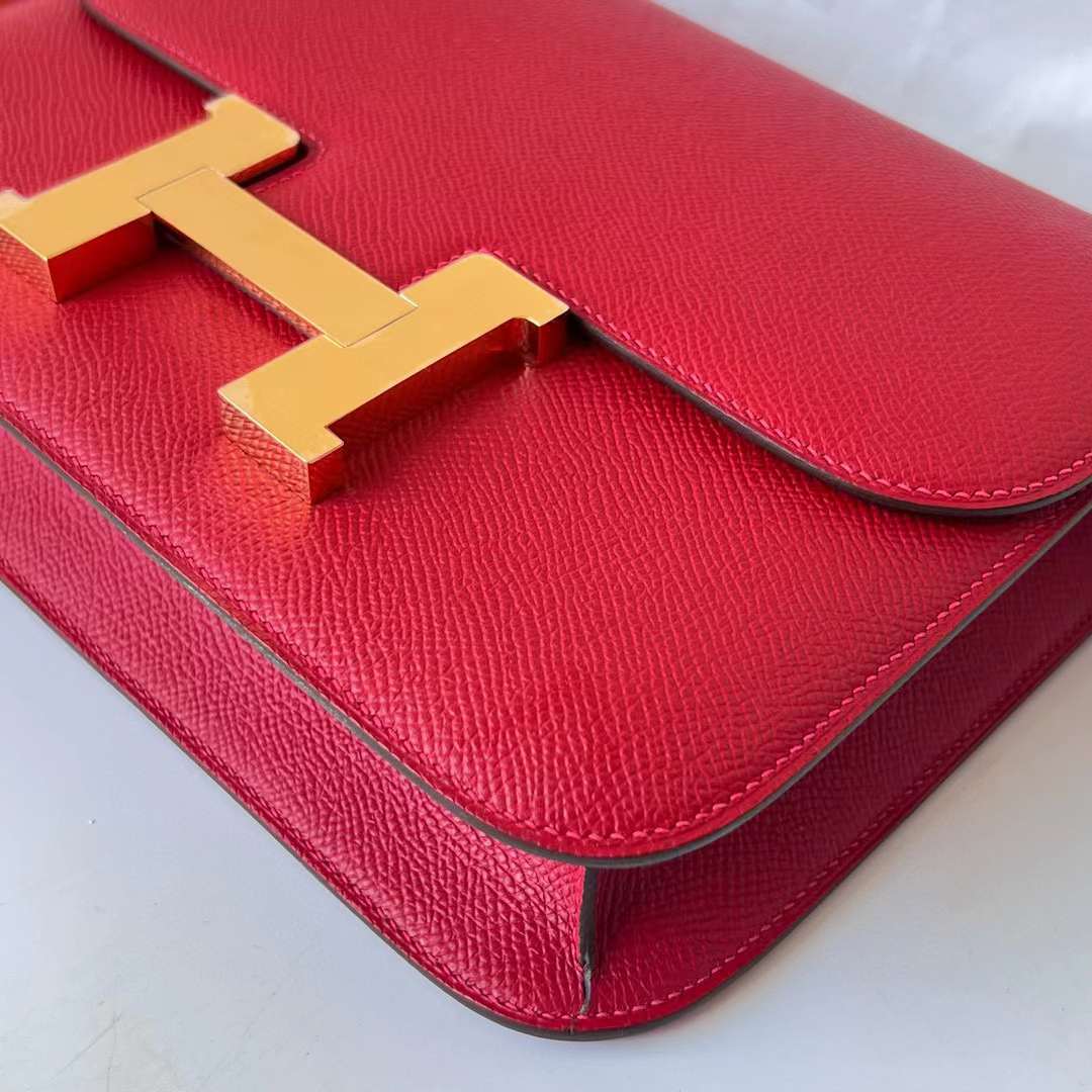 Hermès（爱马仕）Constance 空姐包 Epsom Q5 国旗红 金扣 1-24cm 全手工蜡线缝制 Ghw