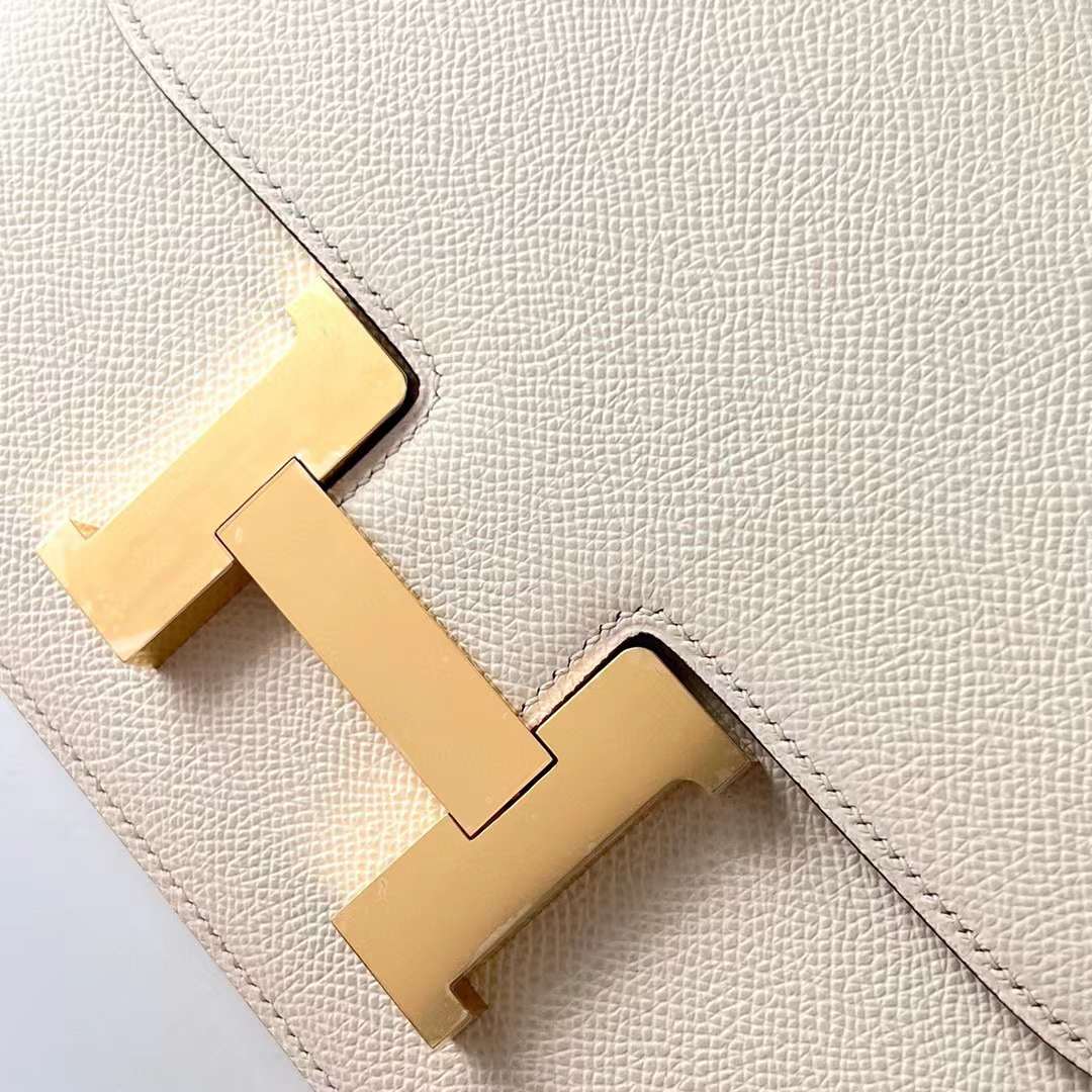 Hermès（爱马仕）Constance 空姐包 Epsom I2 奶油白 金扣 1-24cm 全手工蜡线缝制 Ghw