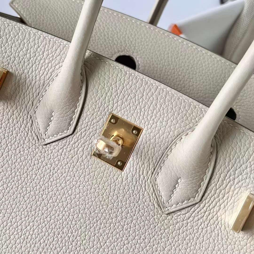 Hermès（爱马仕）Birkin 铂金包 Togo皮 进口德国小牛皮 Ck10 奶昔白 金扣 25cm 全手工蜡线缝制 Ghw