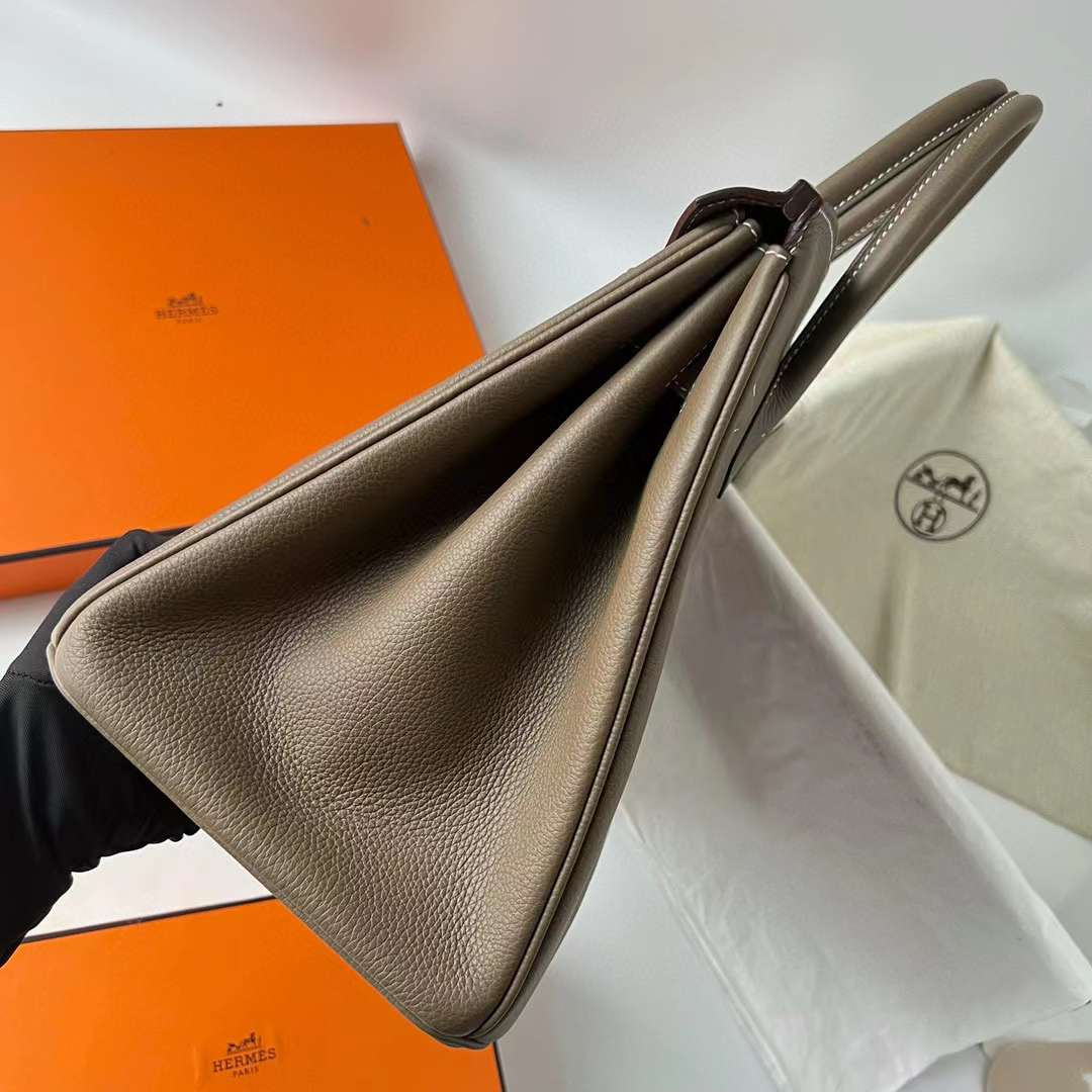 Hermès（爱马仕）Birkin 铂金包 Togo皮 进口德国小牛皮 Ck18 大象灰 银扣 35cm 全手工蜡线缝制 Phw