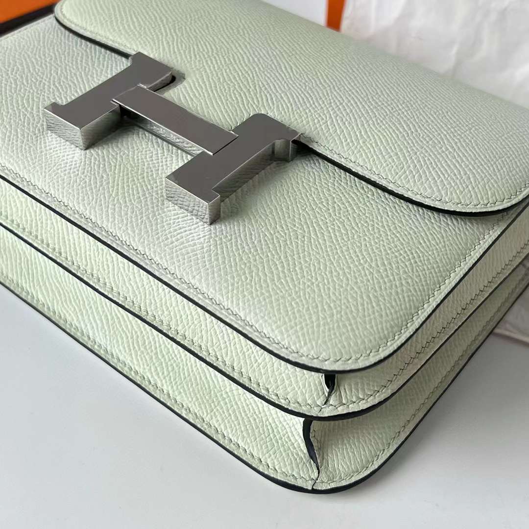 Hermès（爱马仕）Constance 空姐包 镜子款 Epsom 0S 气泡绿 银扣 1-19cm 全手工蜡线缝制 Phw