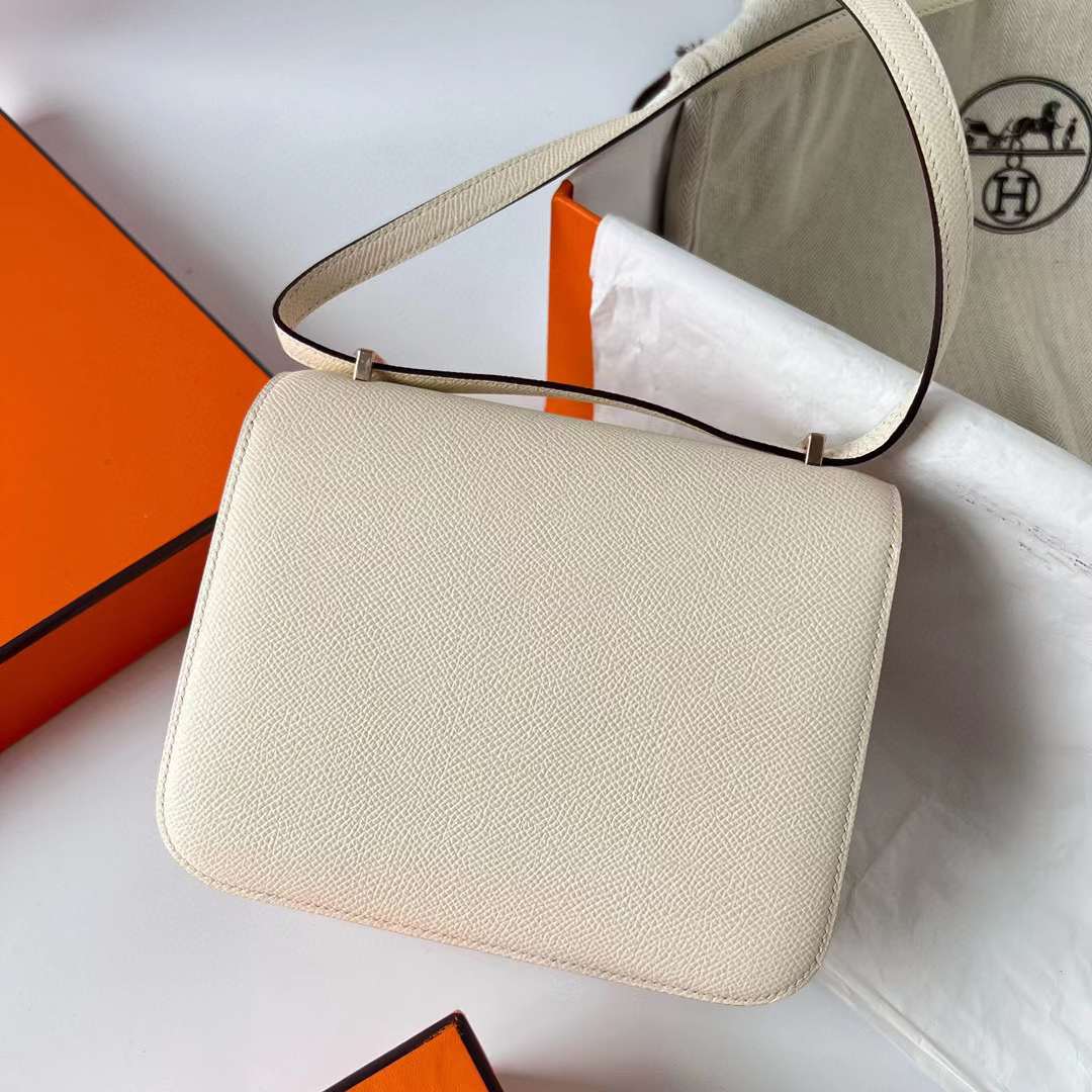Hermès（爱马仕）Constance 空姐包 Epsom I2 奶油白 玫瑰金扣 19cm 全手工蜡线缝制 RGhw