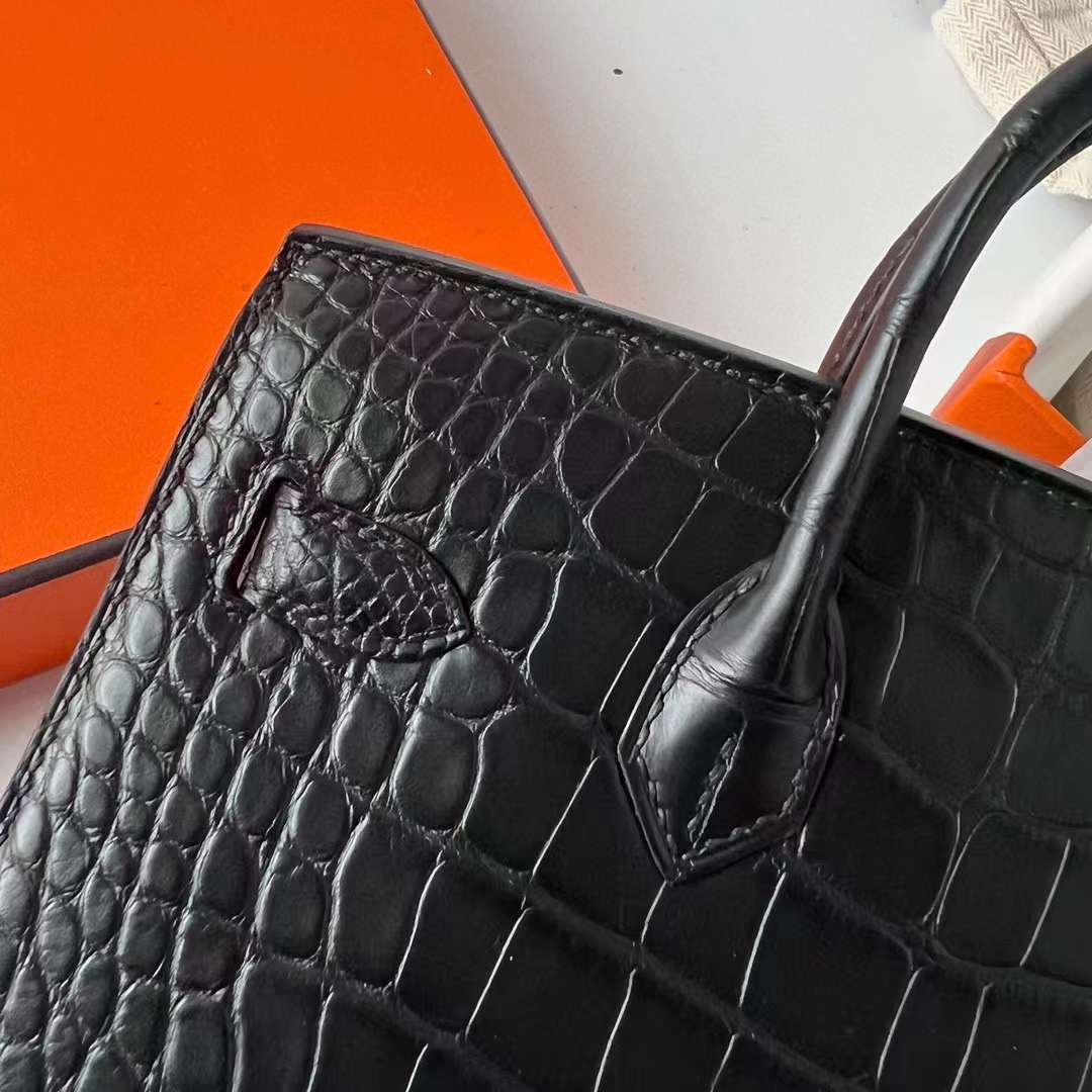 Hermès（爱马仕）Birkin 铂金包 雾面美洲鳄鱼皮 Matte Alligator Crocodile Ck89 黑色 金扣 20cm 全手工蜡线缝制 Ghw