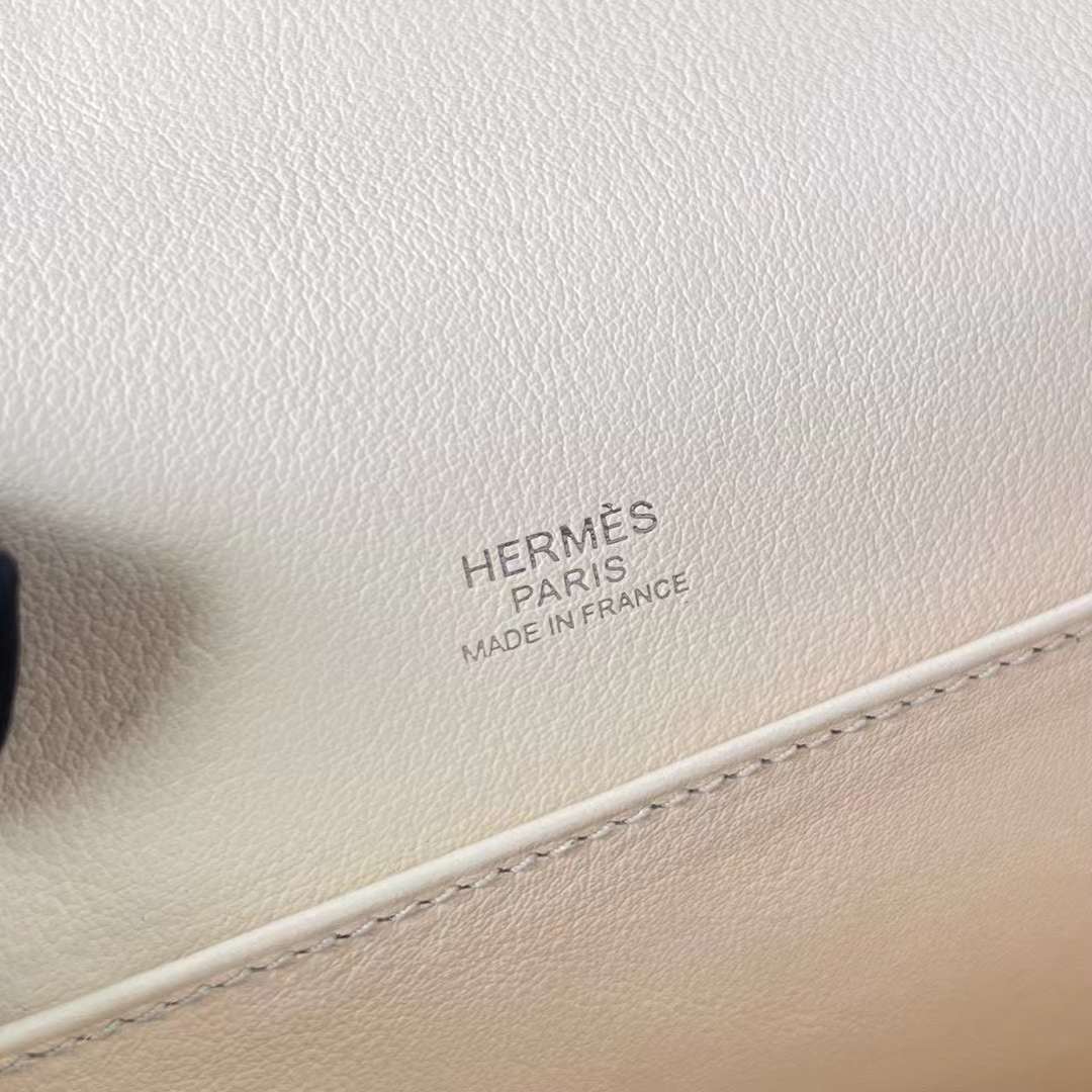 Hermès（爱马仕）Geta 木屐包 Chevre 进口山羊皮 I2 奶油白 银扣 20cm 全手工蜡线缝制 Phw