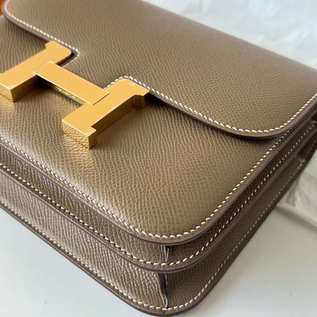 Hermès（爱马仕）Constance 空姐包 Epsom Ck18 大象灰 金扣 19cm 全手工蜡线缝制 Ghw