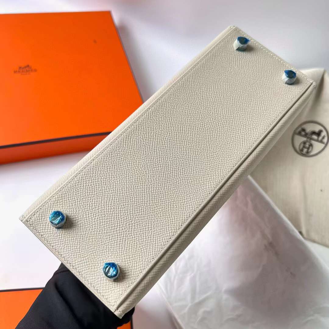 Hermès（爱马仕）Kelly 凯莉包 Epsom Ck10 奶昔白 金扣 25cm 全手工蜡线缝制 Ghw