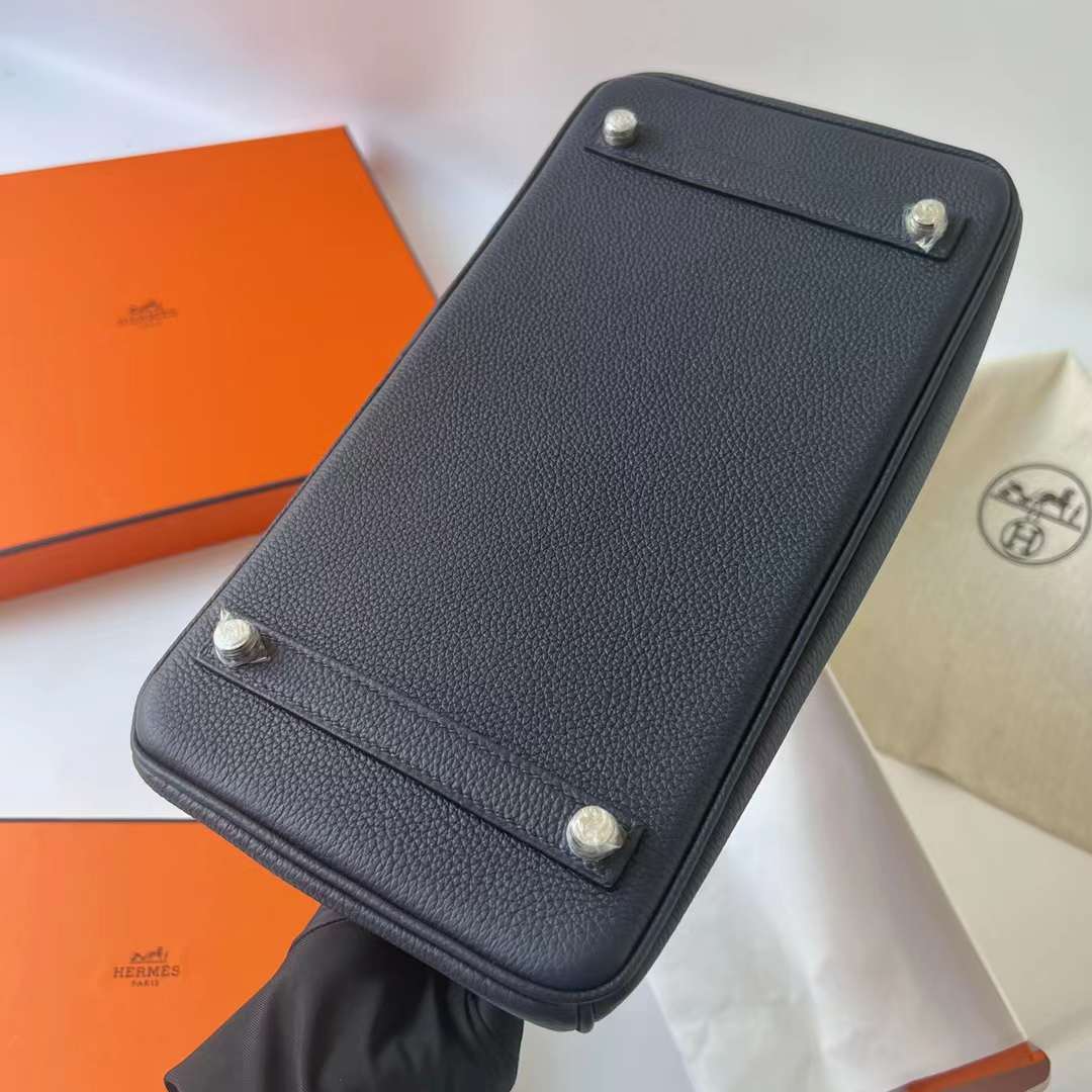 Hermès（爱马仕）Birkin 铂金包 Togo皮 进口顶级小牛皮 2Z 午夜蓝 银扣 30cm 全手工蜡线缝制 Phw
