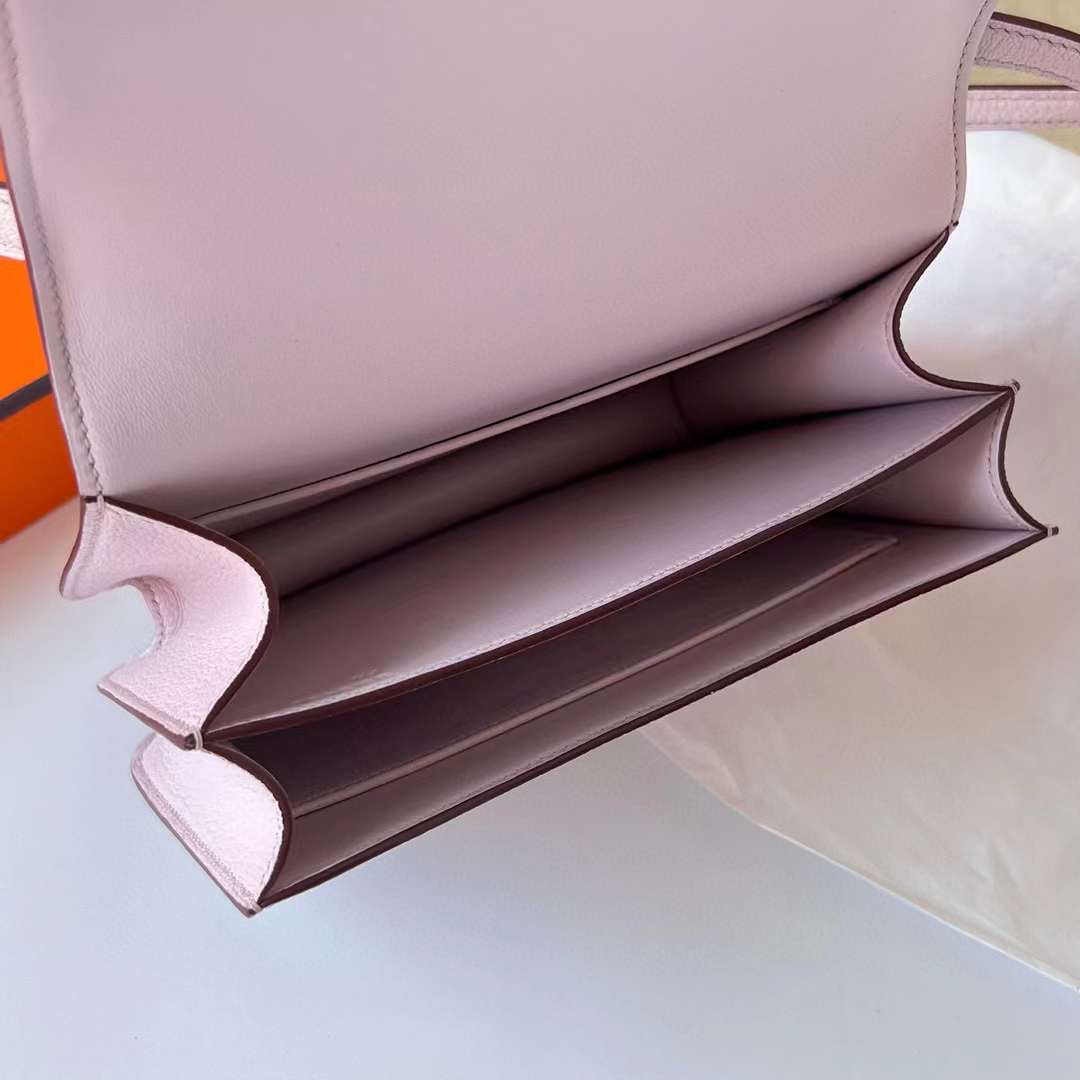 Hermès（爱马仕）Constance 空姐包 Chevre 进口山羊皮 09 梦幻粉紫 玫瑰金扣 19cm 全手工蜡线缝制 Rghw