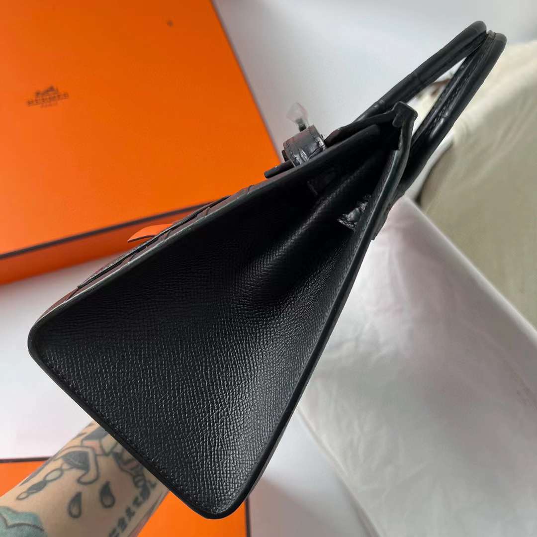 Hermès（爱马仕）Birkin 铂金包 限量版 小房子 黑色 黑扣 20cm 全手工蜡线缝制