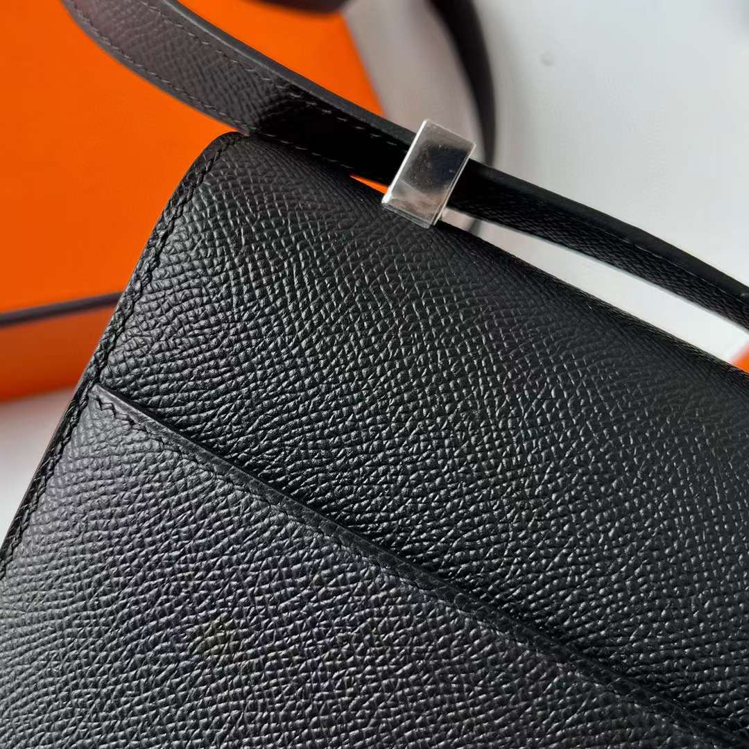 Hermès（爱马仕）Verrou 机枪包 Epsom Ck89 黑色 银扣 21cm 全手工蜡线缝制 Phw