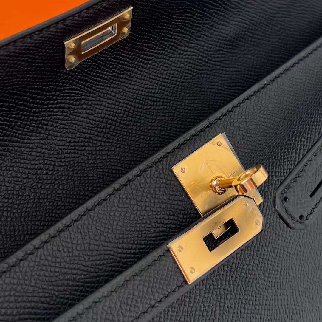 Hermès（爱马仕）Kelly cut 手拿包 Epsom Ck89 黑色 金扣 31cm 全手工蜡线缝制 Ghw