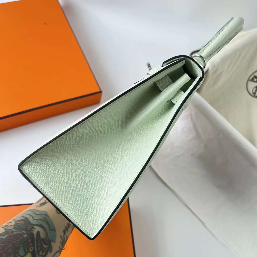 Hermès（爱马仕）Kelly 凯莉包 Epsom 进口德国手掌纹 0S 气泡绿 银扣 25cm 全手工蜡线缝制 Phw