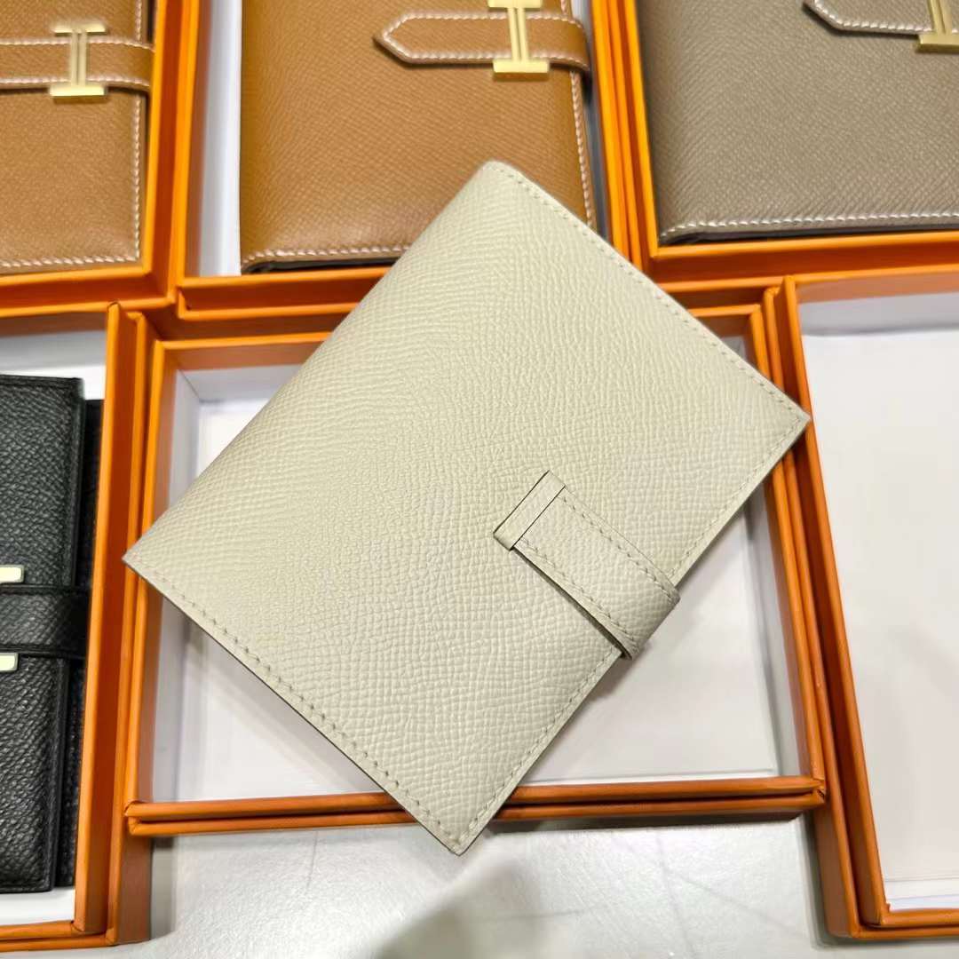 Hermès（爱马仕）Bearn Short 短款钱包 Epsom 进口手掌纹皮 Ck10 奶昔白 金扣 全手工蜡线缝制