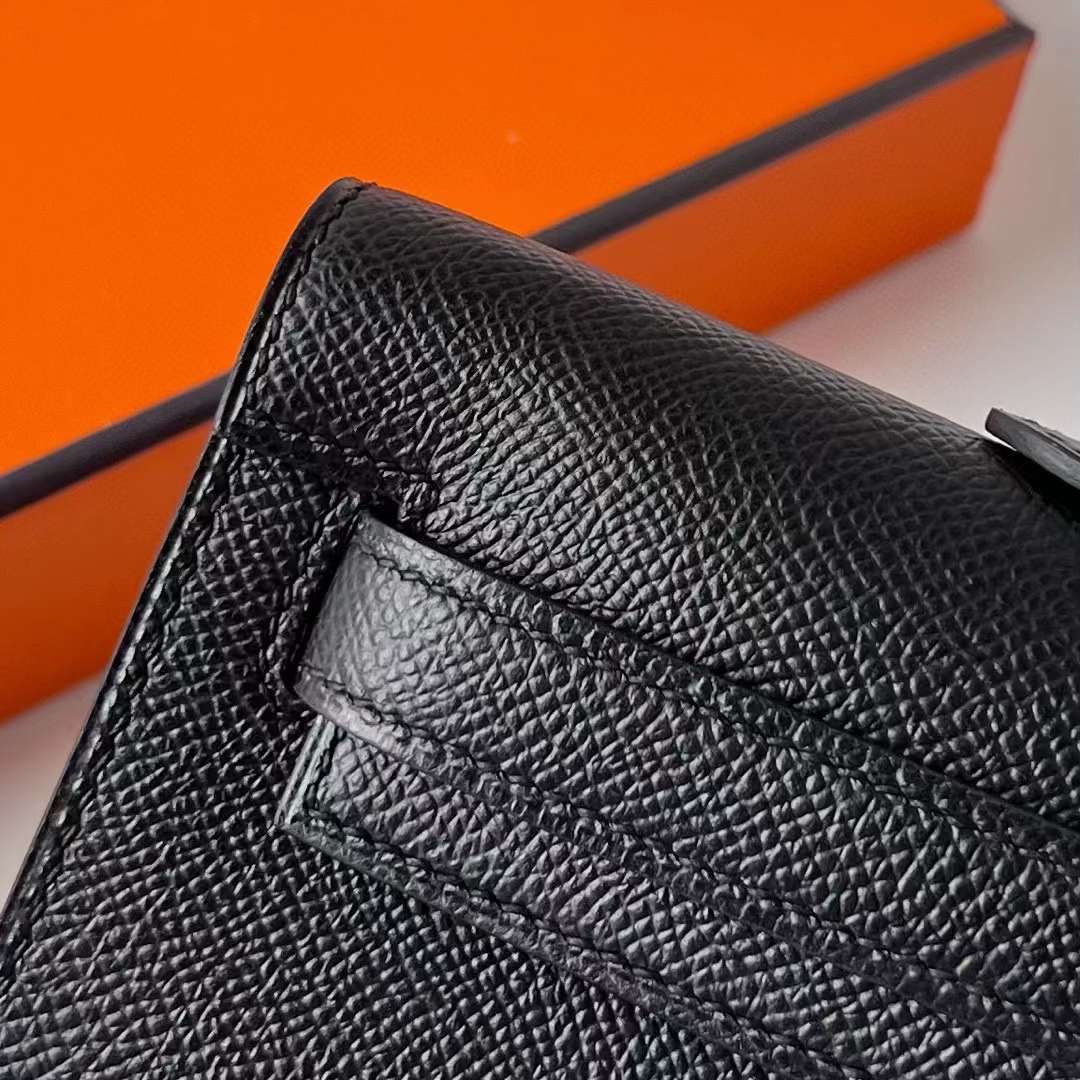 Hermès（爱马仕）Kelly cut 手拿包 Epsom Ck89 黑色 金扣 31cm 全手工蜡线缝制 Ghw