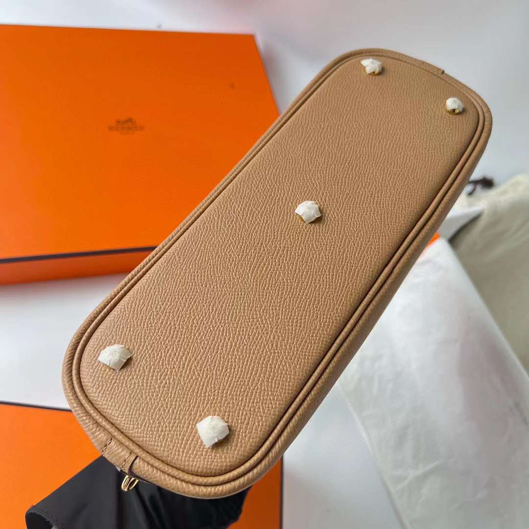 Hermès（爱马仕）Bolide 保龄球包 Epsom 0M 奶茶色 金扣 25cm 全手工蜡线缝制 Ghw