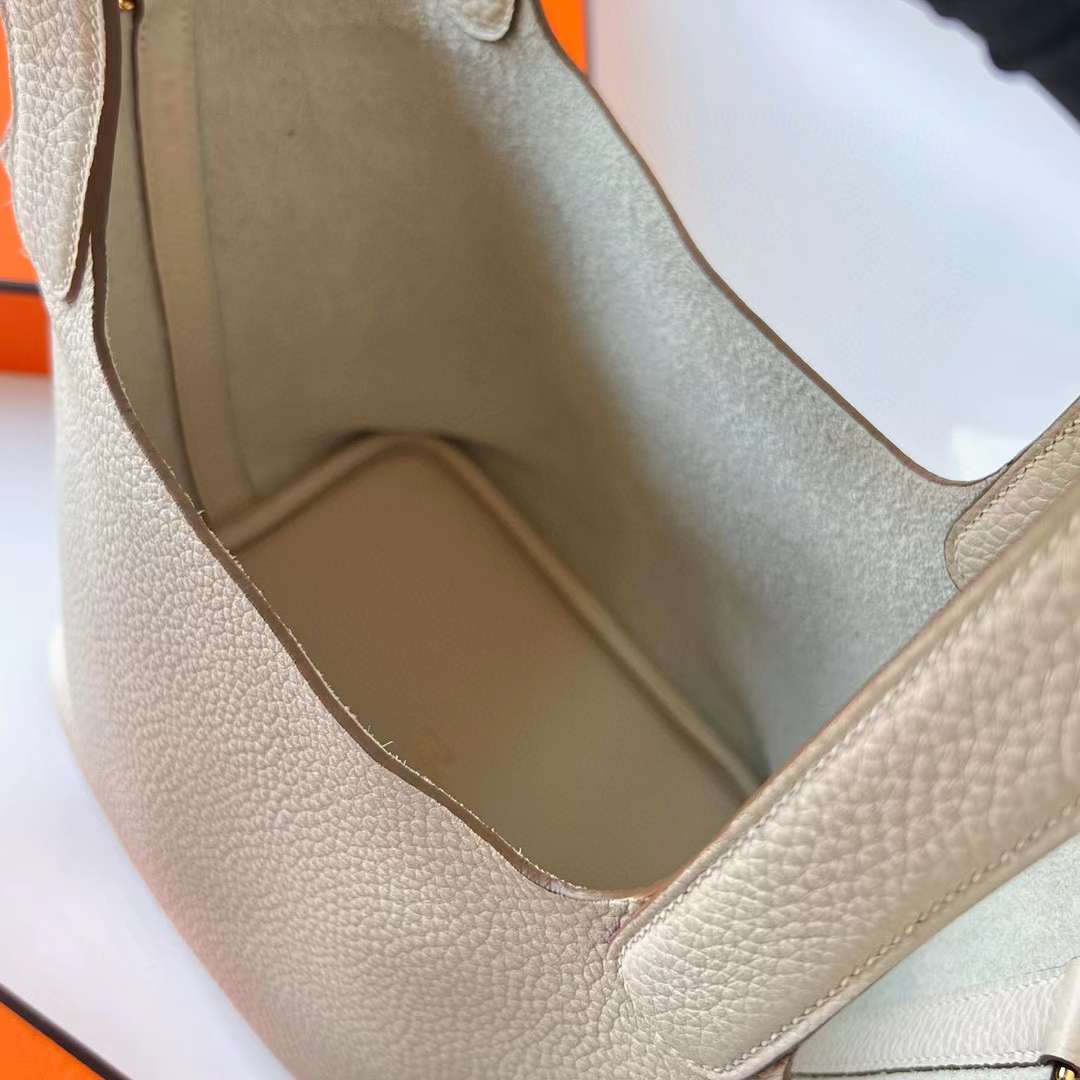 Hermès（爱马仕）Picotin 菜篮子 Clemence（御用原厂进口tc皮）Ck10 奶昔白 金扣 18cm 全手工蜡线缝制 Ghw