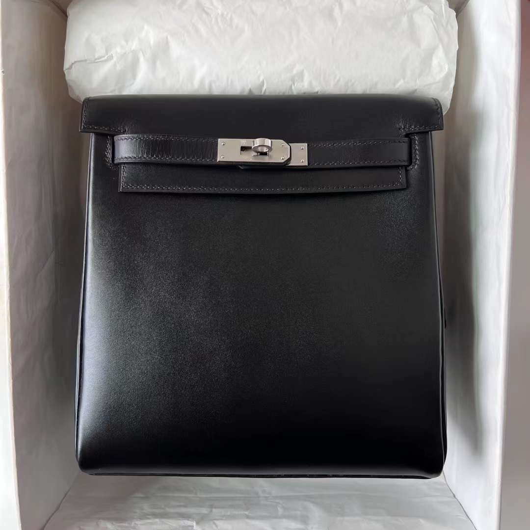 Hermès（爱马仕）Kelly Ado 双肩包 Boxcalf Ck89 黑色 银扣 22cm 全手工蜡线缝制 Phw