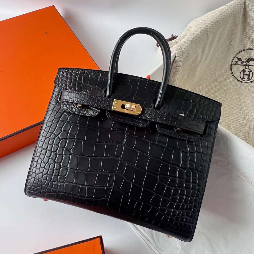 Hermès（爱马仕）Birkin 铂金包 雾面美洲鳄鱼皮 Matte Alligator Crocodile Ck89 黑色 金扣 20cm 全手工蜡线缝制 Ghw