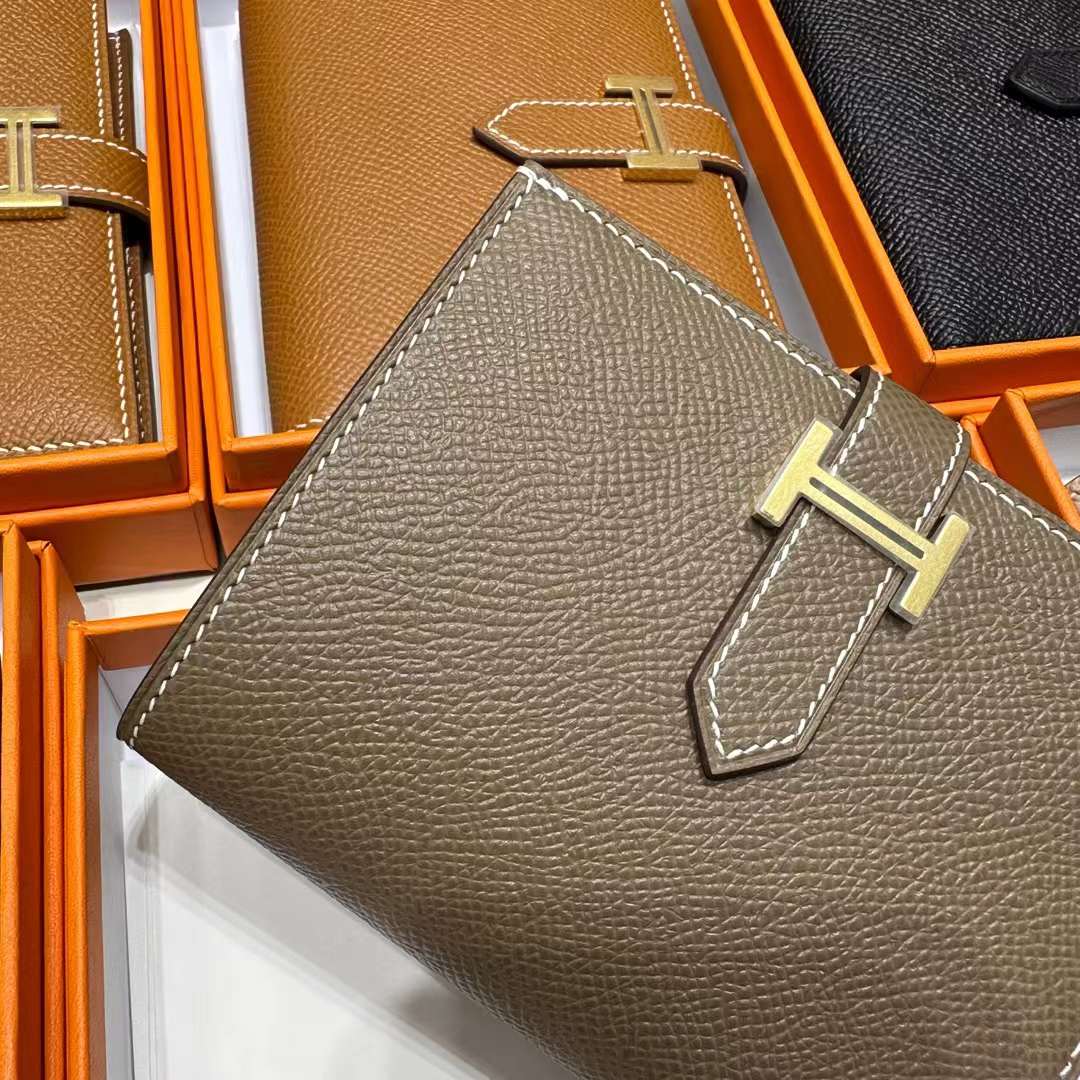 Hermès（爱马仕）Bearn Short 短款钱包 Epsom 进口手掌纹皮 Ck18 大象灰 金扣 全手工蜡线缝制