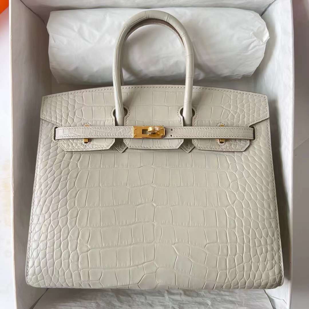 Hermès（爱马仕）Birkin 铂金包 Sellier 雾面美洲鳄鱼皮 Matte Alligator Crocodile 8L 奶油白 外缝 金扣 25cm 全手工蜡线缝制 Ghw