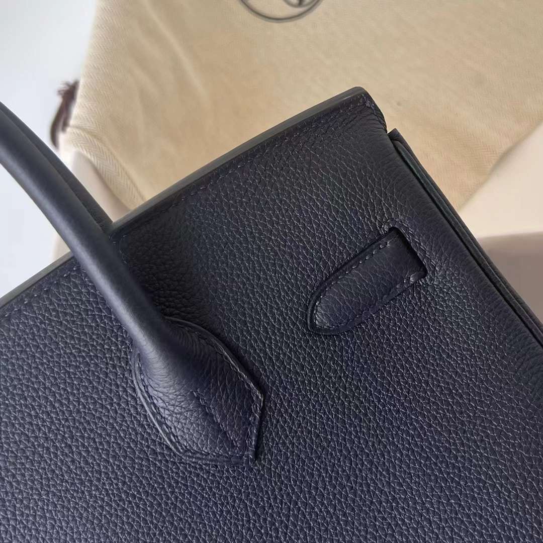 Hermès（爱马仕）Birkin 铂金包 Togo皮 进口顶级小牛皮 2Z 午夜蓝 银扣 30cm 全手工蜡线缝制 Phw