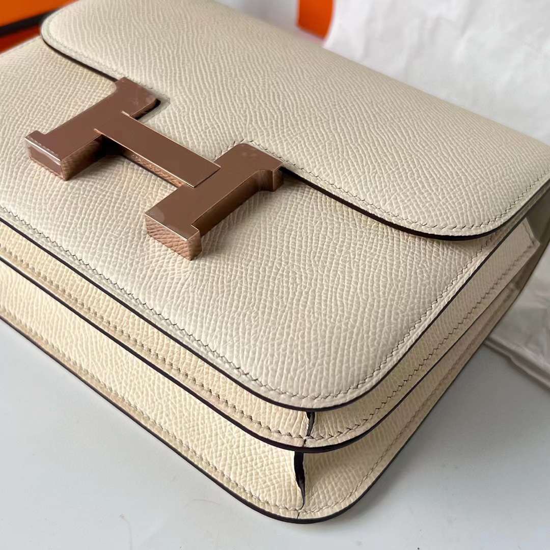 Hermès（爱马仕）Constance 空姐包 Epsom I2 奶油白 玫瑰金扣 19cm 全手工蜡线缝制 RGhw