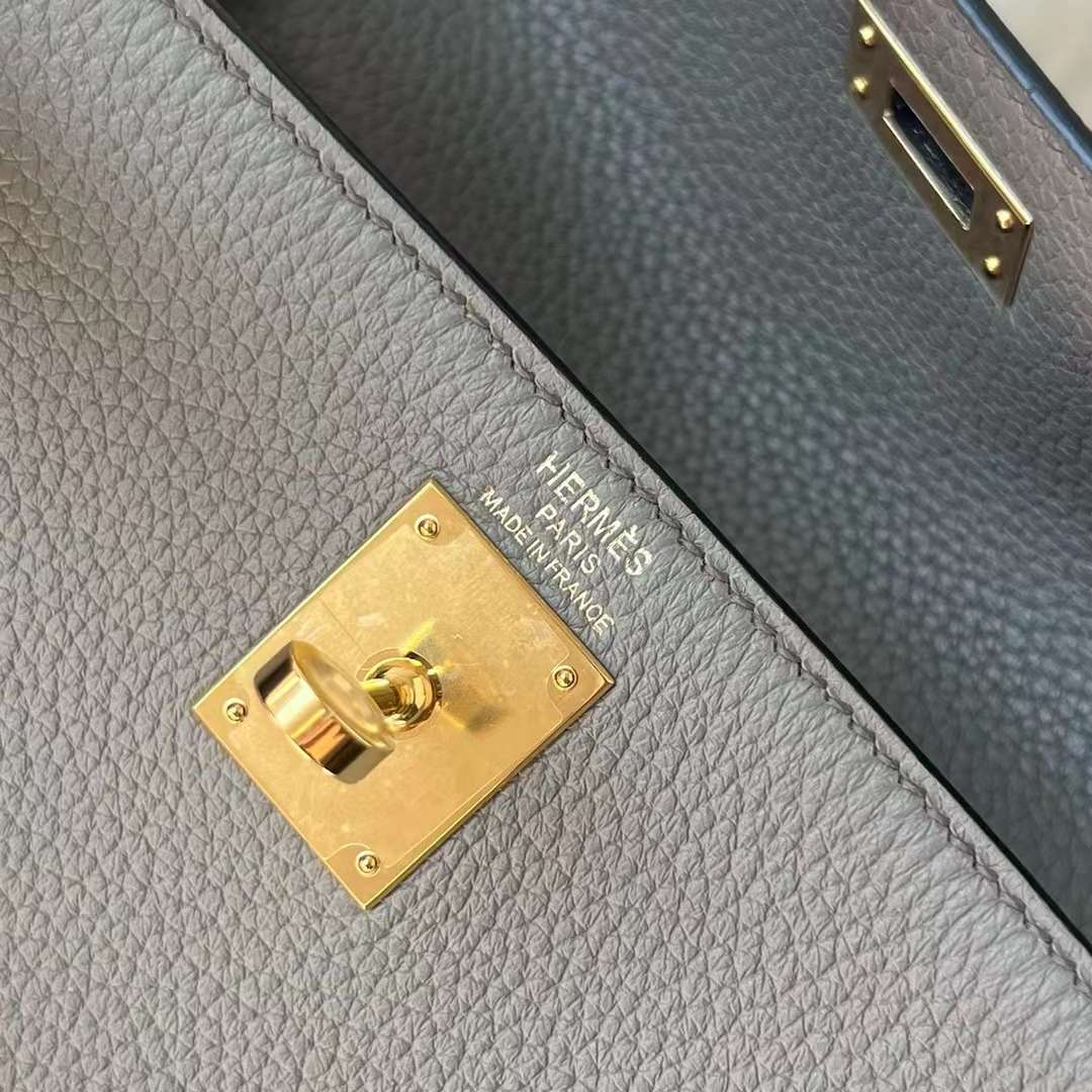 Hermès（爱马仕）Kelly Ado 双肩包 Clemence 8F 锡器灰 金扣 22cm 全手工蜡线缝制 Ghw