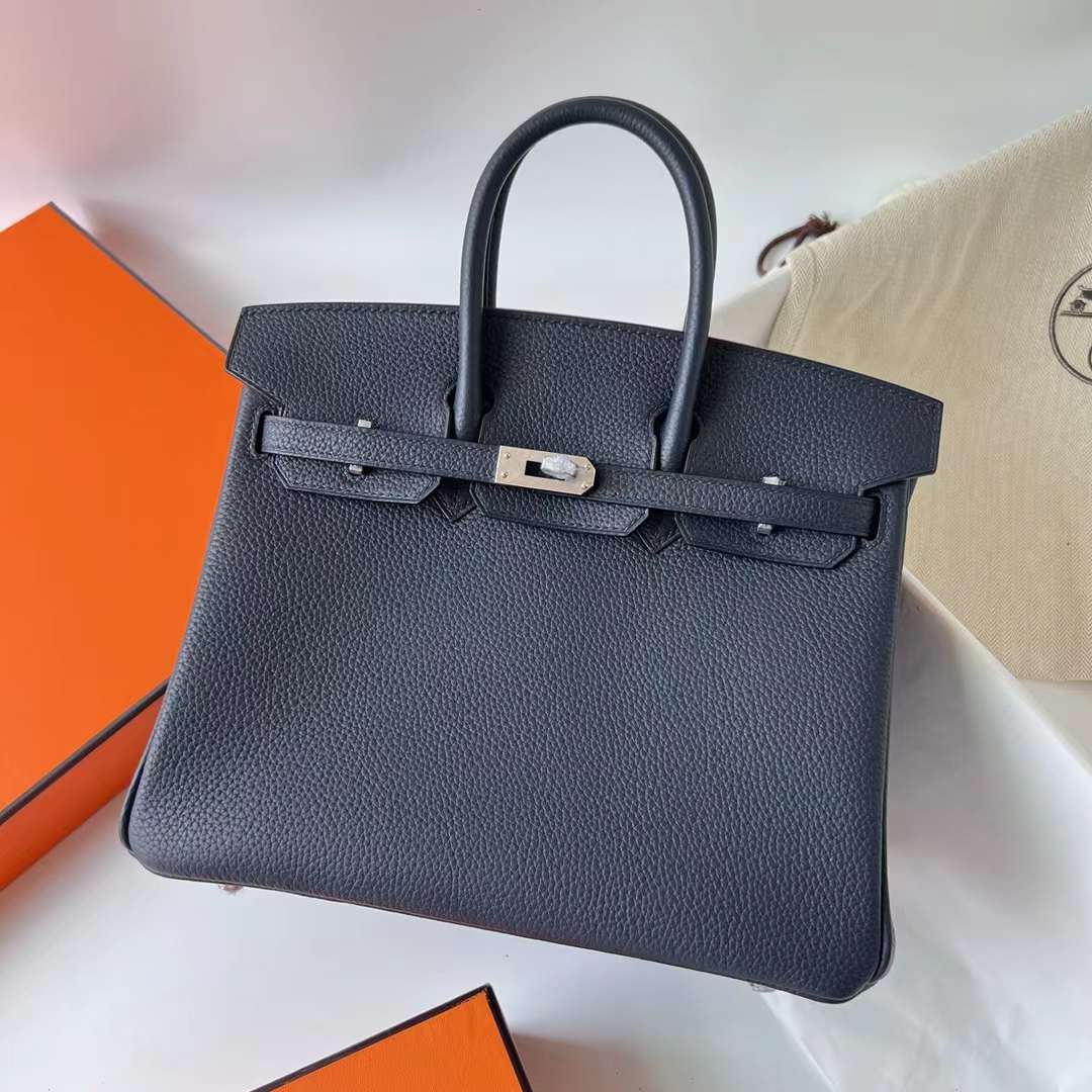 Hermès（爱马仕）Birkin 铂金包 Togo皮 进口德国小牛皮 2Z 午夜蓝 银扣 25cm 全手工蜡线缝制 Phw