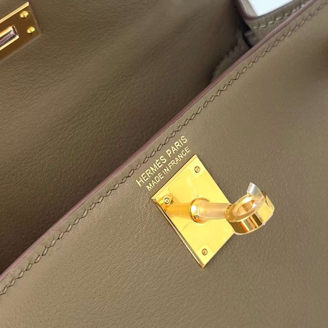 Hermès（爱马仕）Mini Kelly 迷你凯莉 Swift Ck18 大象灰 金扣 19cm 全手工蜡线缝制 Ghw
