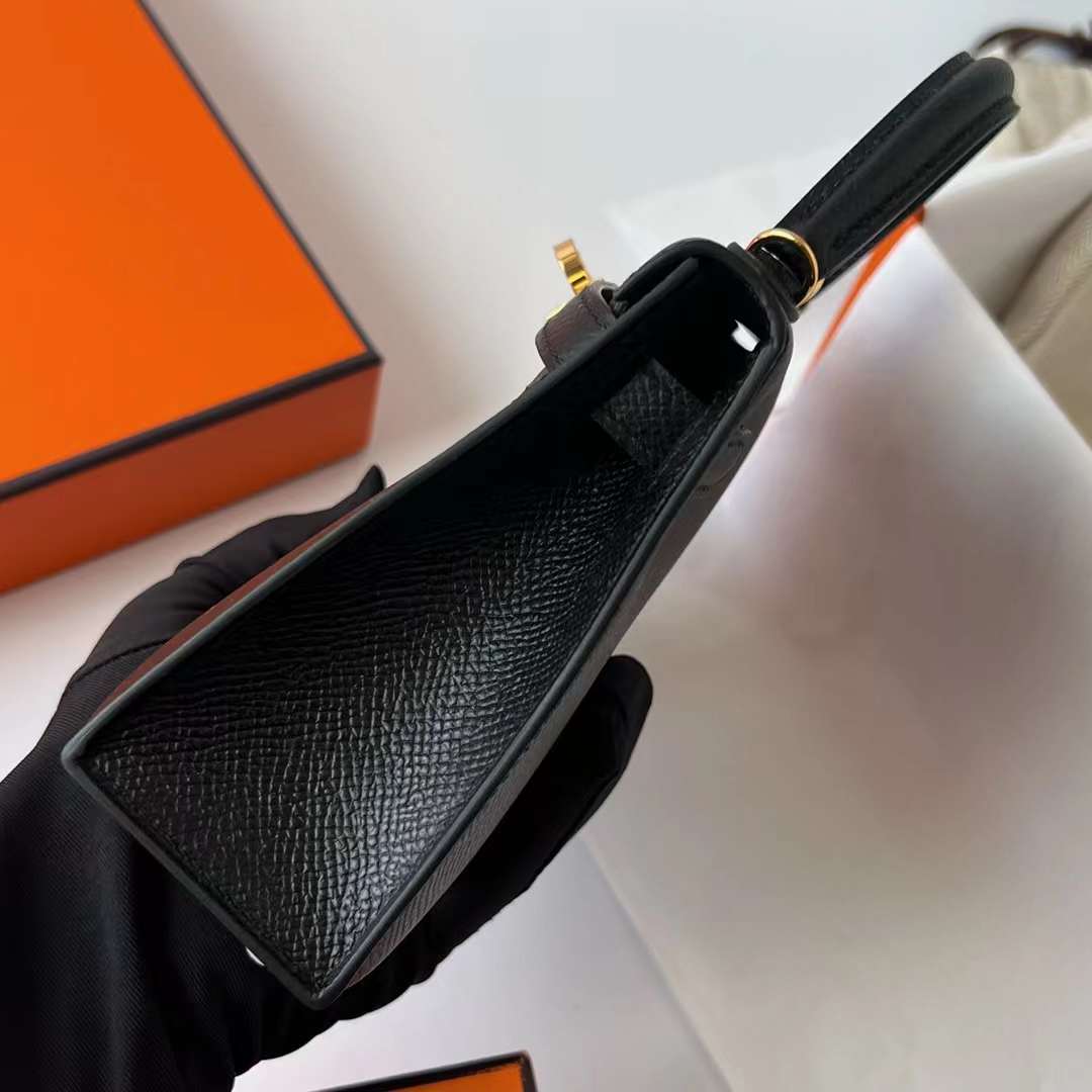 Hermès（爱马仕）Mini Kelly 迷你凯莉 Epsom Ck89 黑色 金扣 19cm 全手工蜡线缝制 Ghw
