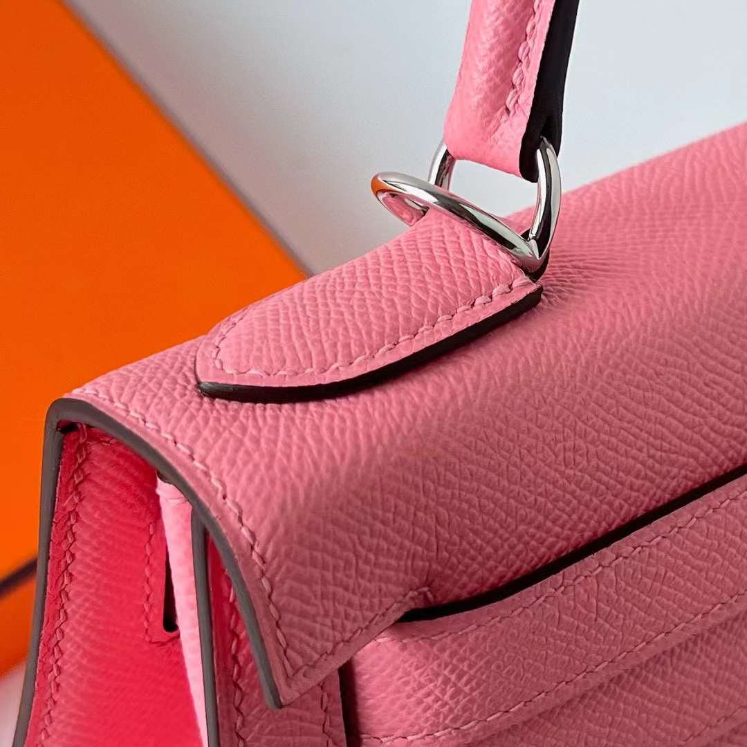 Hermès（爱马仕）Kelly 凯莉包 Epsom 进口德国手掌纹皮 1Q 奶昔粉 银扣 28cm 全手工蜡线缝制 Phw
